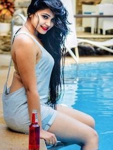 Foursome Escorts & Call Girls in Mumbai for Foursome